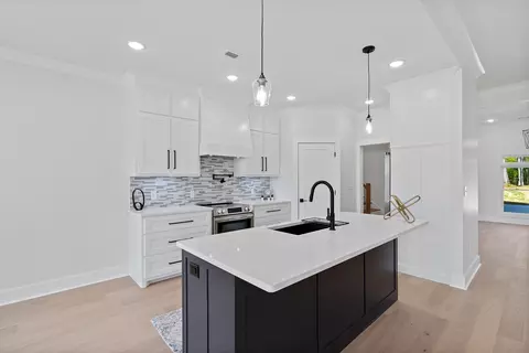 Kitchen - 199 Beach Rd N, Killen, AL 35645 photo 3 of 6