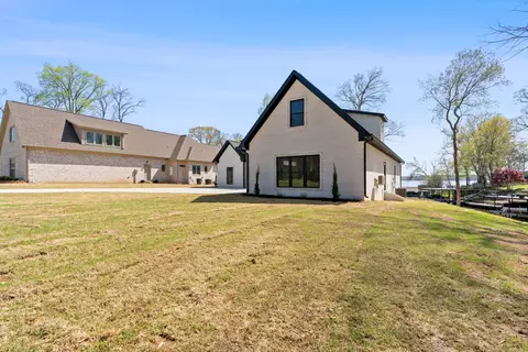 Exterior - 199 Beach Rd N, Killen, AL 35645 photo 10 of 13