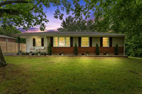321 Delvin Dr, Nashville, TN 37211