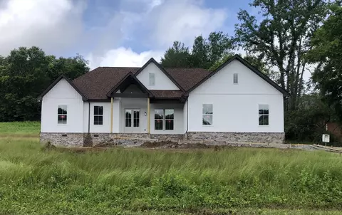 266 Woodland Creek Dr, Mcminnville, TN 37110