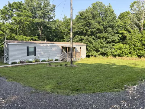 1684 Old Highway 79, Dover, TN 37058