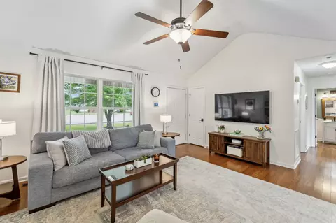 2113 Dothan Dr, Murfreesboro, TN 37128 photo 14