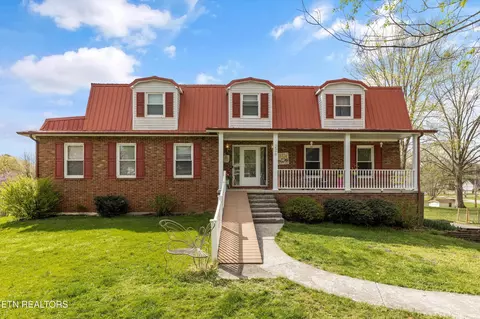 226 Thacker Dr, La Follette, TN 37766
