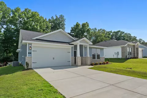 30 Aurora Cir, Fayetteville, TN 37334