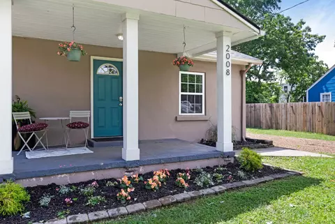 2008 Jones Cir, Nashville, TN 37207