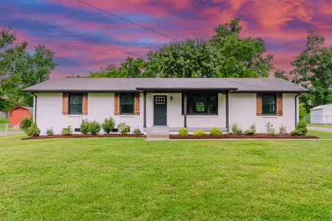 108 Shadydale Dr, Hendersonville, TN 37075