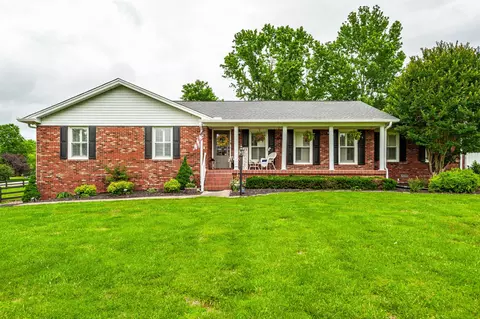 120 Brookhaven Dr, Gallatin, TN 37066