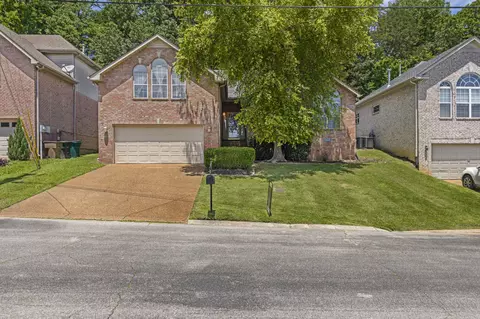5156 W Oak Highland Dr, Antioch, TN 37013