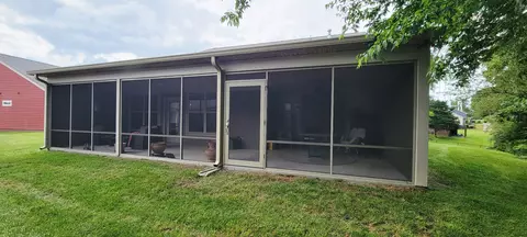 Exterior - 222 Pumphill Rd, Dickson, TN 37055 photo 8 of 13
