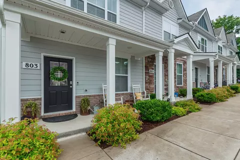 803 Dallas Dr, Columbia, TN 38401