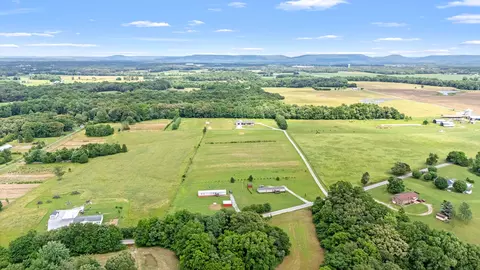 View/Area - 240 Firefly Ln, Morrison, TN 37357 photo 3 of 8