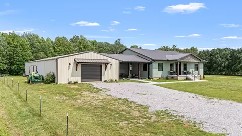 Exterior - 240 Firefly Ln, Morrison, TN 37357 photo 10 of 12