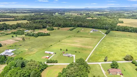 View/Area - 240 Firefly Ln, Morrison, TN 37357 photo 4 of 8