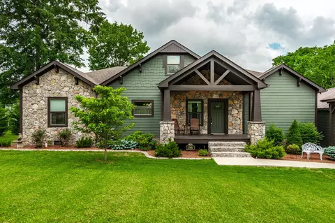 1068 Lakeland Dr, Gallatin, TN 37066
