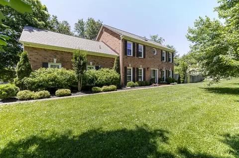612 Glen Oaks Dr, Franklin, TN 37067