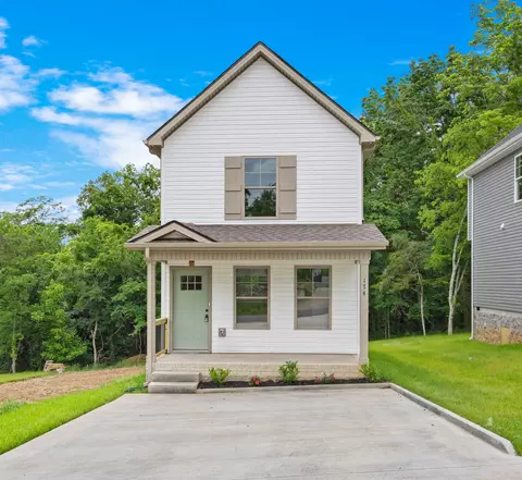 174 Oak St, Clarksville, TN 37042