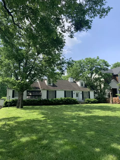2307 Hobbs Rd, Nashville, TN 37215