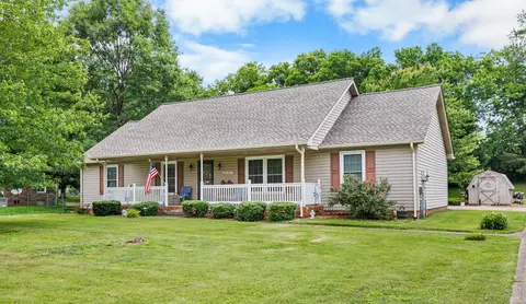 1319 Barbara Dr, Clarksville, TN 37043