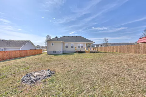 Exterior - 1108 Maxfli Dr, Murfreesboro, TN 37129 photo 3 of 6