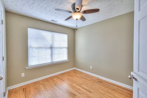 Bedroom - 1108 Maxfli Dr, Murfreesboro, TN 37129 photo 2 of 3
