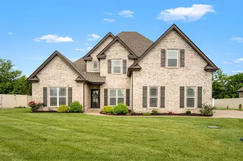 5430 Vermillion Ct, Christiana, TN 37037