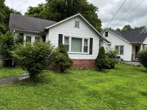 517 S Murray St, Gainesboro, TN 38562