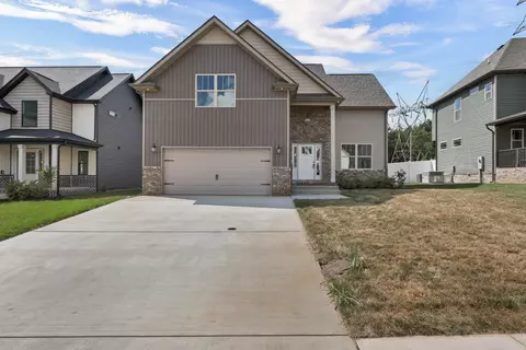 1737 Heritage Dr, Clarksville, TN 37043