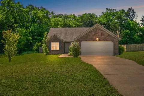 151 Sara Cir, Lebanon, TN 37090