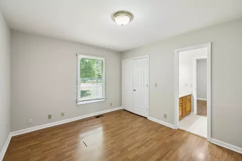 Bedroom - 3031 Hartford Dr, Murfreesboro, TN 37129 photo 5 of 12