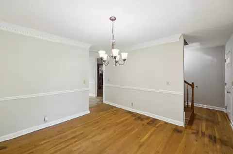 Dining - 3031 Hartford Dr, Murfreesboro, TN 37129 photo 2 of 2