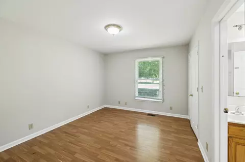 Bedroom - 3031 Hartford Dr, Murfreesboro, TN 37129 photo 4 of 12