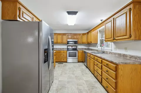 Kitchen - 3031 Hartford Dr, Murfreesboro, TN 37129 photo 1 of 5