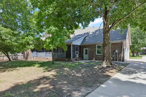 Exterior - 3031 Hartford Dr, Murfreesboro, TN 37129 photo 5 of 14