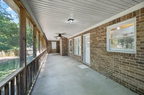 Exterior - 3031 Hartford Dr, Murfreesboro, TN 37129 photo 11 of 14