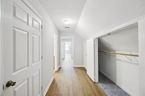 Entry Way - 3031 Hartford Dr, Murfreesboro, TN 37129 photo 11 of 11