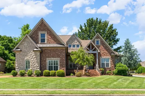1592 Foxland Blvd, Gallatin, TN 37066