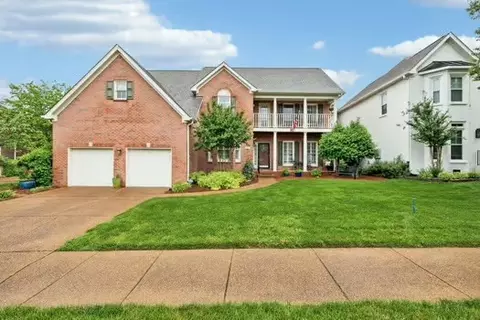 200 Heathstone Cir, Franklin, TN 37069