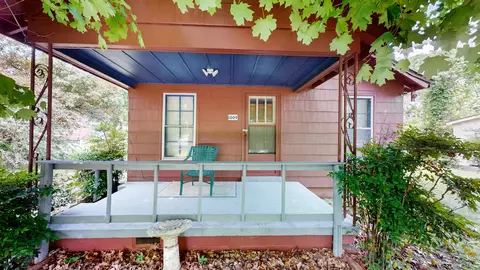1009 5th Ave W, Springfield, TN 37172