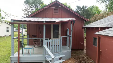 Exterior - 1009 5th Ave W, Springfield, TN 37172 photo 8 of 14
