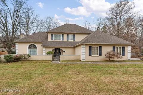 7867 Camberley Dr, Powell, TN 37849