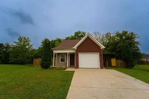 7372 Ole Nottingham Dr S, Antioch, TN 37013