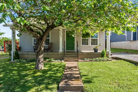 307 Edwin St, Nashville, TN 37207