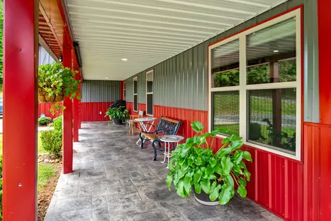 Exterior - 4499 Benson Rd, Springfield, TN 37172 photo 7 of 9