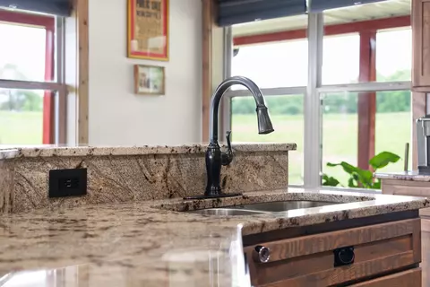 Kitchen - 4499 Benson Rd, Springfield, TN 37172 photo 4 of 6