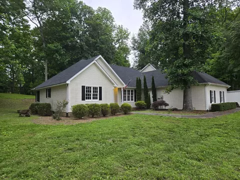 Exterior - 449 Faith Rae Blvd, Morrison, TN 37357 photo 3 of 4