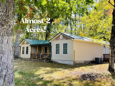 4305 Taft Hwy, Signal Mountain, TN 37377