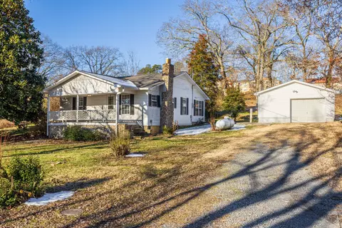 228 Roadway Drive Dr, Cleveland, TN 37323