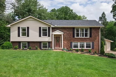 114 Airfloat Dr, Hendersonville, TN 37075