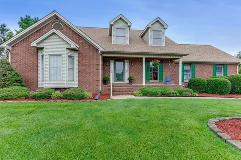 1509 Oak Ridge Ct, Hopkinsville, KY 42240