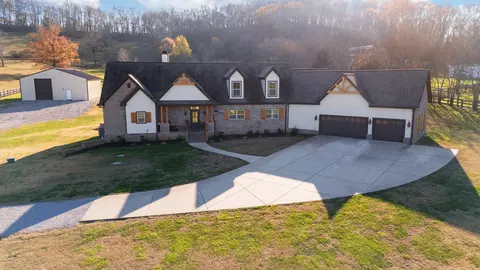 1975 Evergreen Rd, Thompsons Station, TN 37179